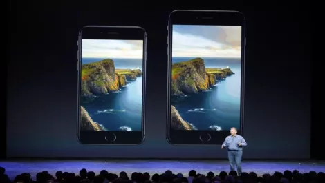 Was iPhone 6 launch 'pure Apple theatre'...?!