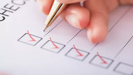 Look before you leap: 3 secrets to selecting the right data center provider