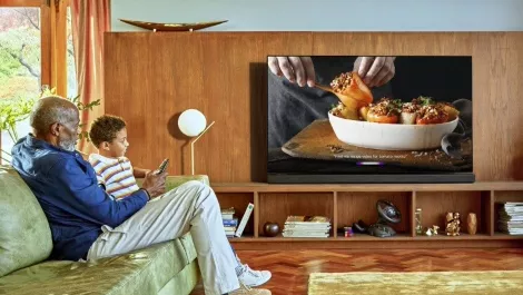 LG makes TVs smarter with new AI processors