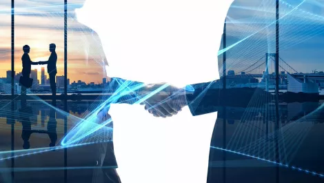 RingCentral pays in stock to work on solutions with Avaya